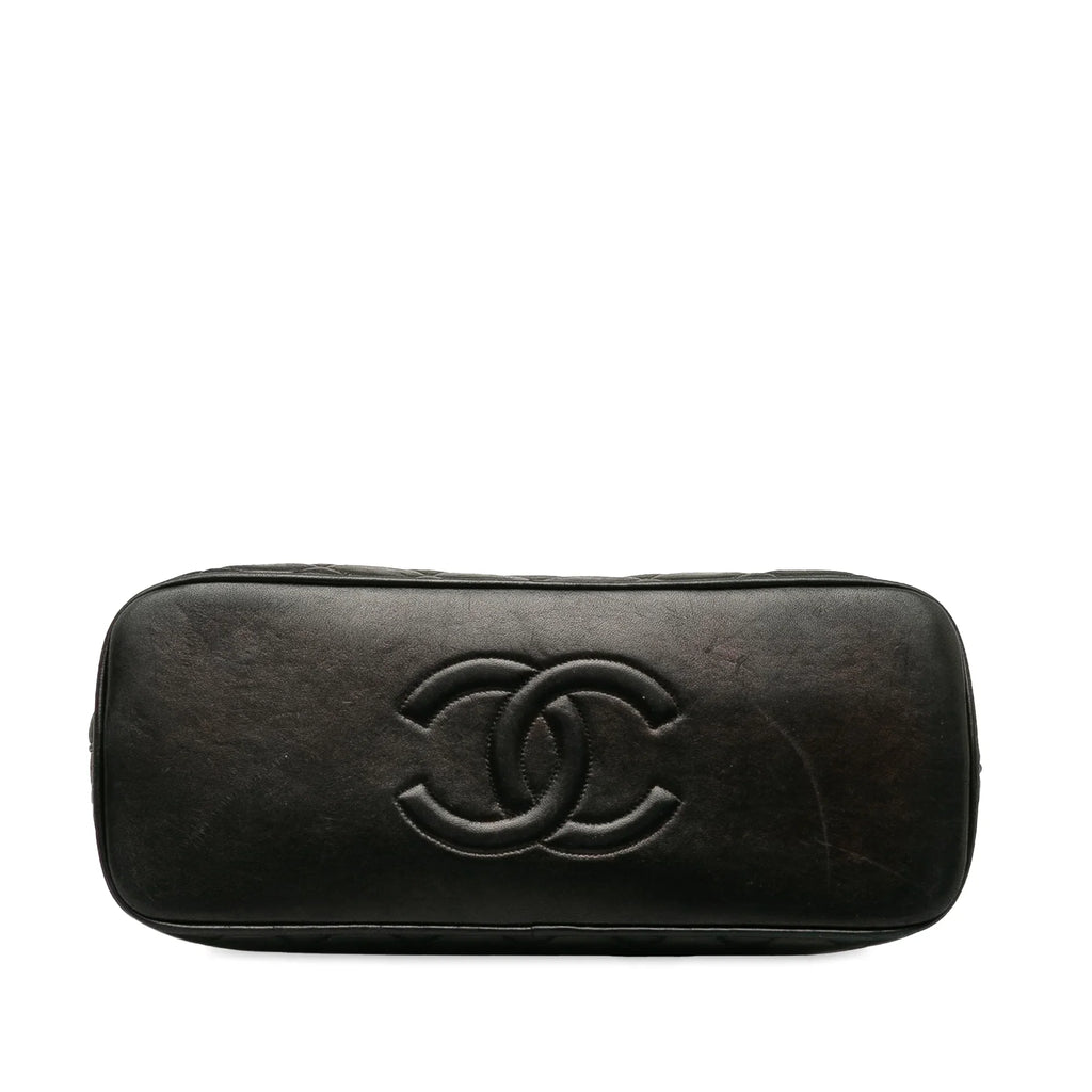 Pre-Owned Authenticated Chanel Quilted Lambskin Dome Shoulder Bag Leather Black Unisex (Good)