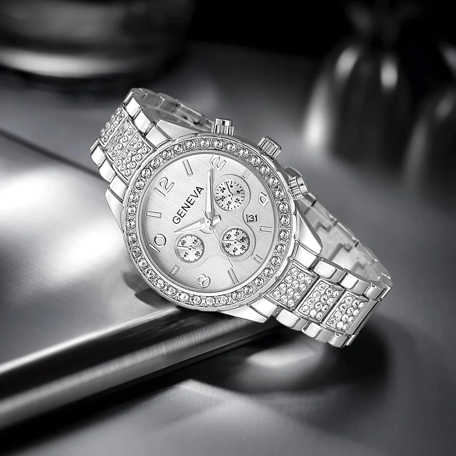 FANMIS Luxury Unisex Pave Floating Crystal Diamonds Calendar Analog Quartz Watch Luminous Pointer with Stainless Steel Link Bracelet