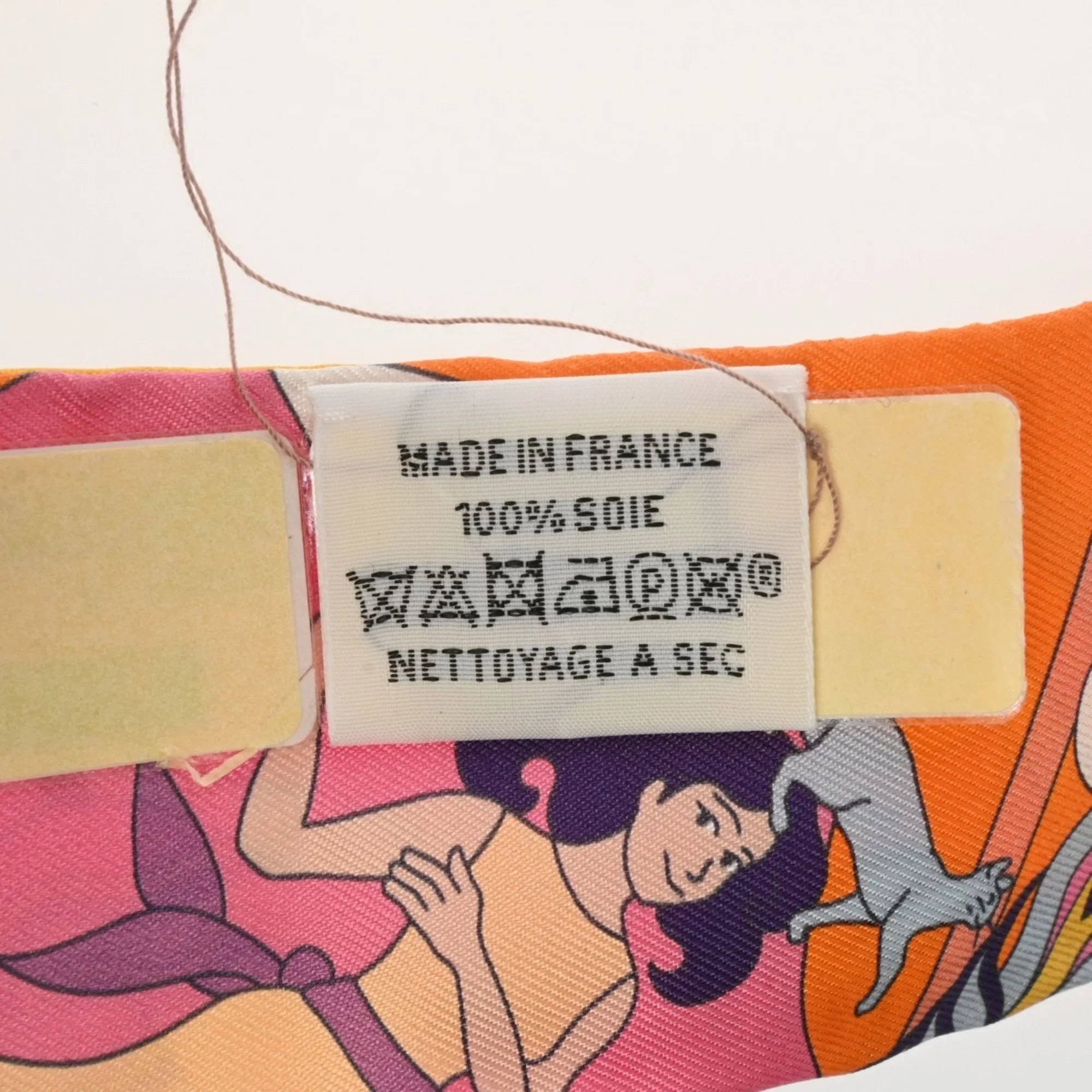 Pre-Owned HERMES Twilly Carres Volants Orange/Rose/Mauve - Women's 100% Silk Scarf Muffler (Like New)