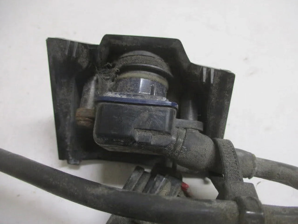Pre-Owned Chrysler Town & Country Dodge Caravan Back Up Rear View Camera OEM LKQ (Good)