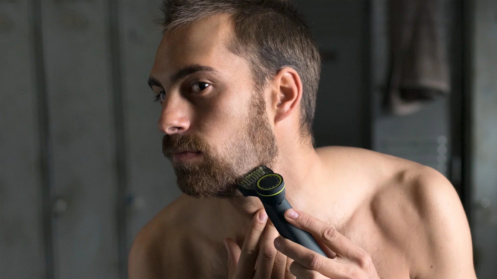 Philips Norelco Oneblade Pro Hybrid Electric Trimmer and Shaver QP6530/70