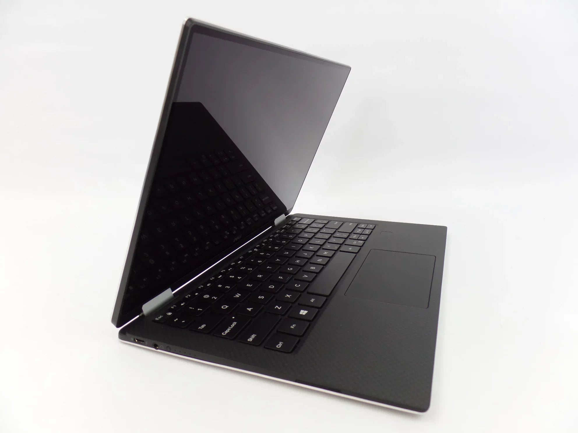 Used (good working condition) XPS 13 9365 13.3" QHD+ Touch i5-7Y57 1.2GHz 8GB 512GB W10H 2in1 Laptop U