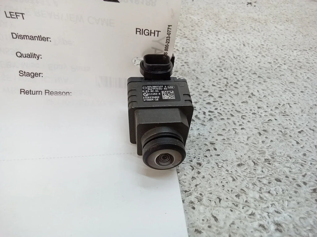 Pre-Owned 2018 BMW 550i Tailgate Rear View Camera 0263007137 A OEM (Good)