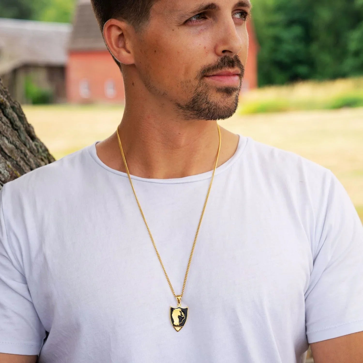 Choty - Shotgun Necklace - Gold Mullet - Chain and Pouch Included - 316L Stainless Steel - 18K Gold Plating Infused