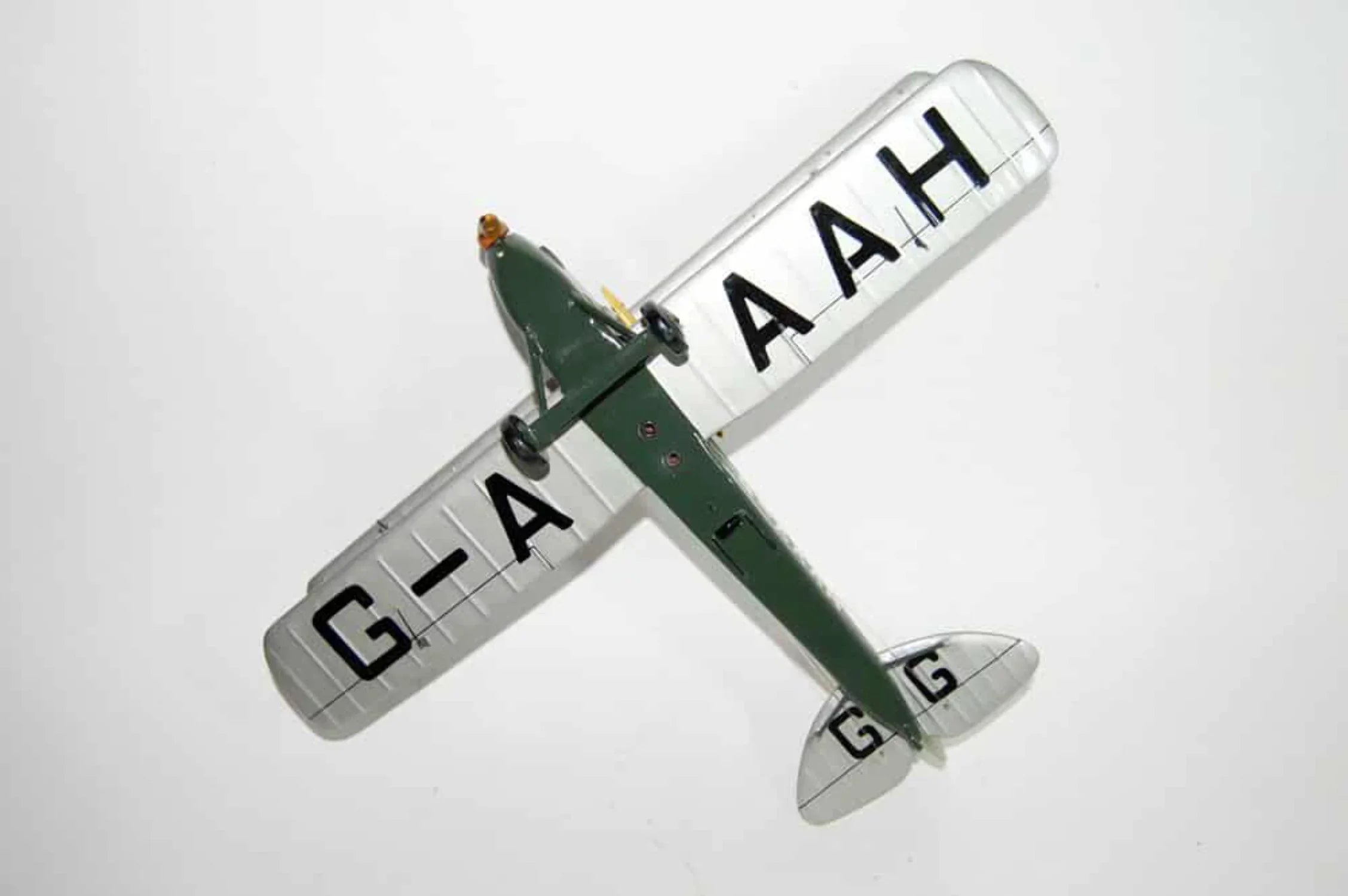 De Havilland DH60G Gipsy Moth Model