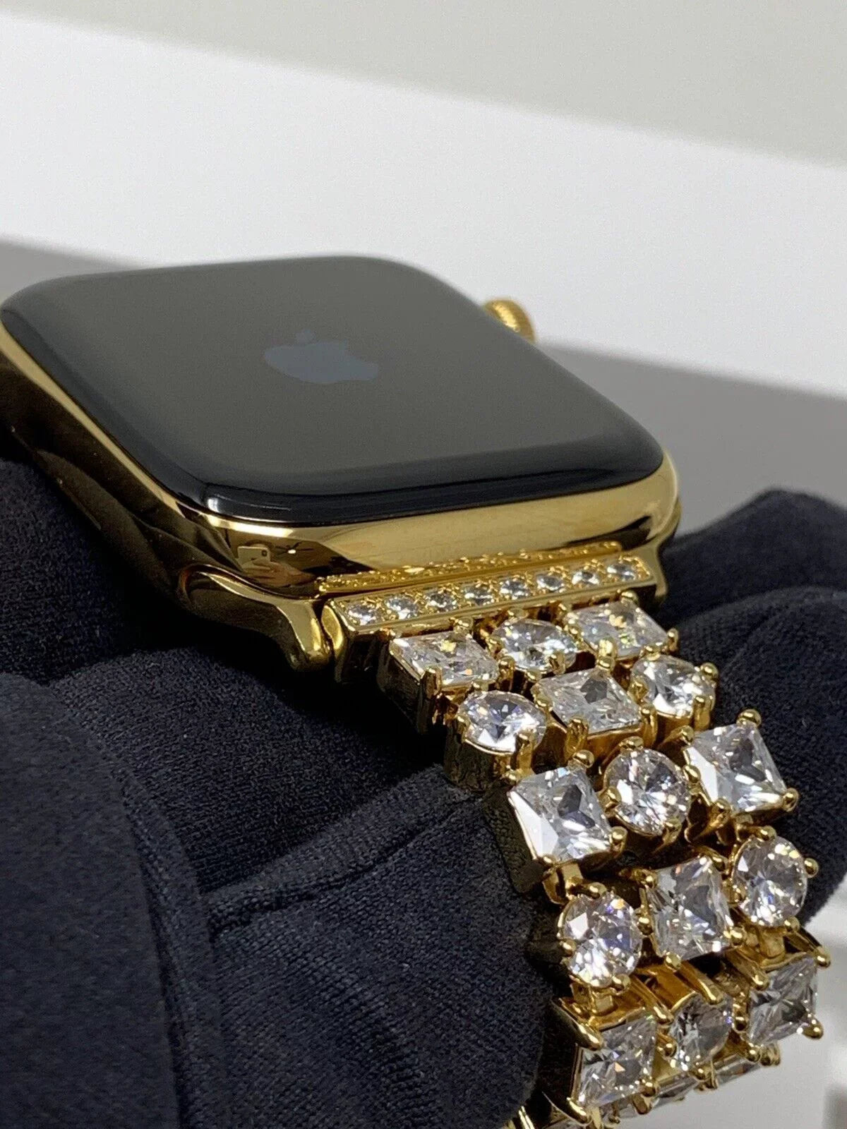 24K Gold Plated 44MM iWatch SERIES 5 Gold Link Band Diamond Rhinestones LTE