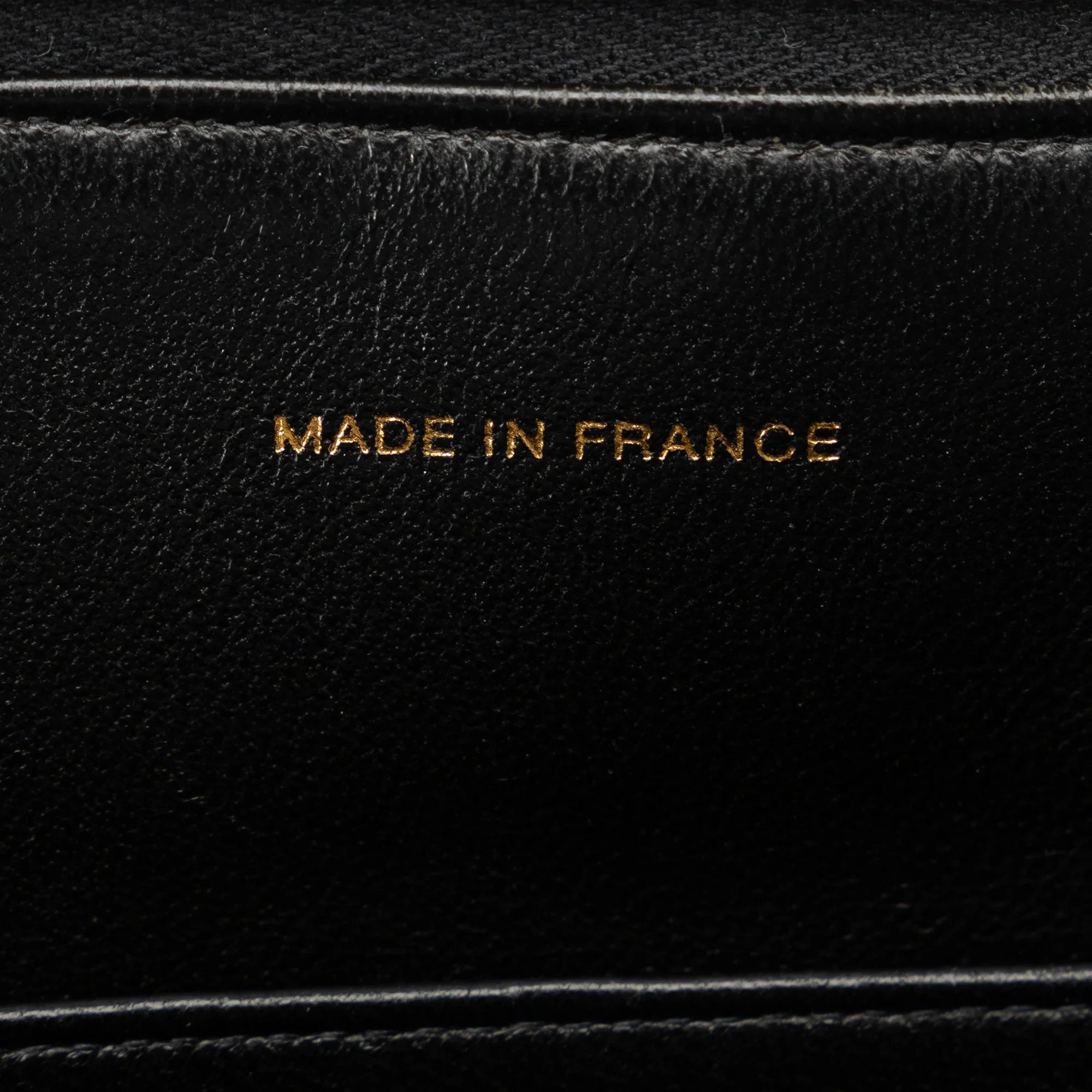 Pre-Owned Authenticated Chanel Quilted Lambskin Dome Shoulder Bag Leather Black Unisex (Good)
