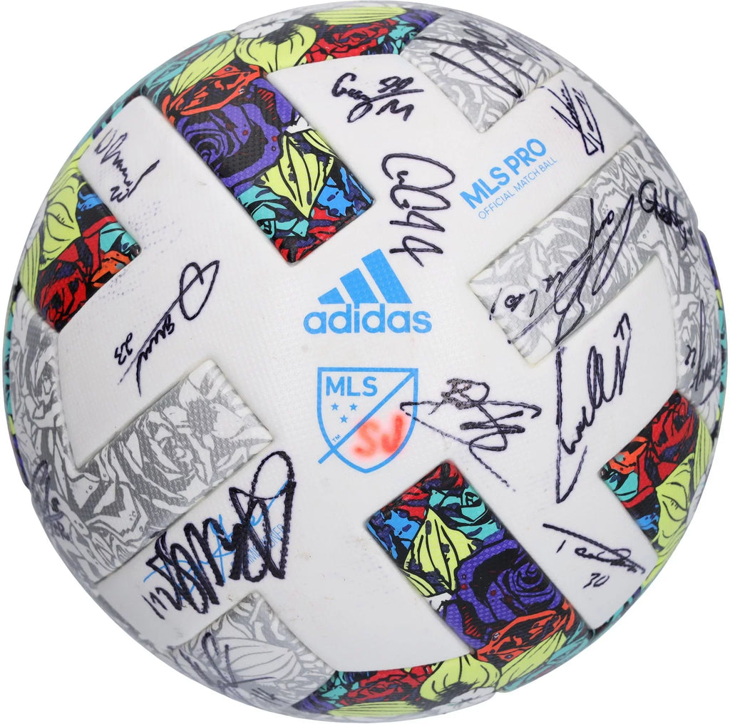 San Jose Earthquakes Match-Used Soccer Ball from the 2022 MLS Season with 25 Signatures - BA88055 - Fanatics Authentic Certified