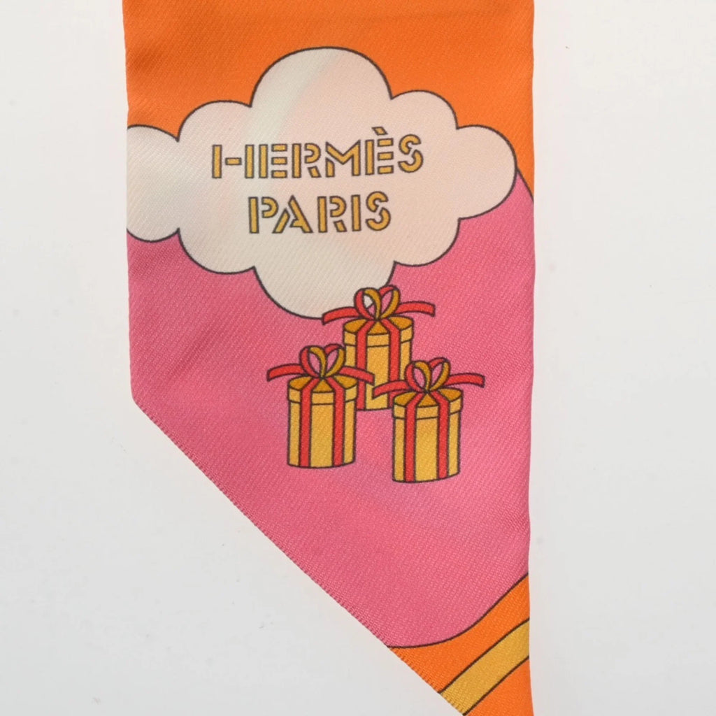 Pre-Owned HERMES Twilly Carres Volants Orange/Rose/Mauve - Women's 100% Silk Scarf Muffler (Like New)