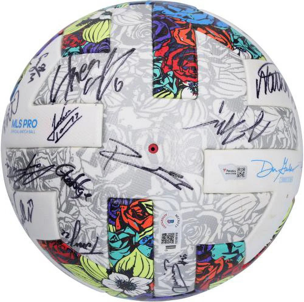 San Jose Earthquakes Match-Used Soccer Ball from the 2022 MLS Season with 25 Signatures - BA88055 - Fanatics Authentic Certified